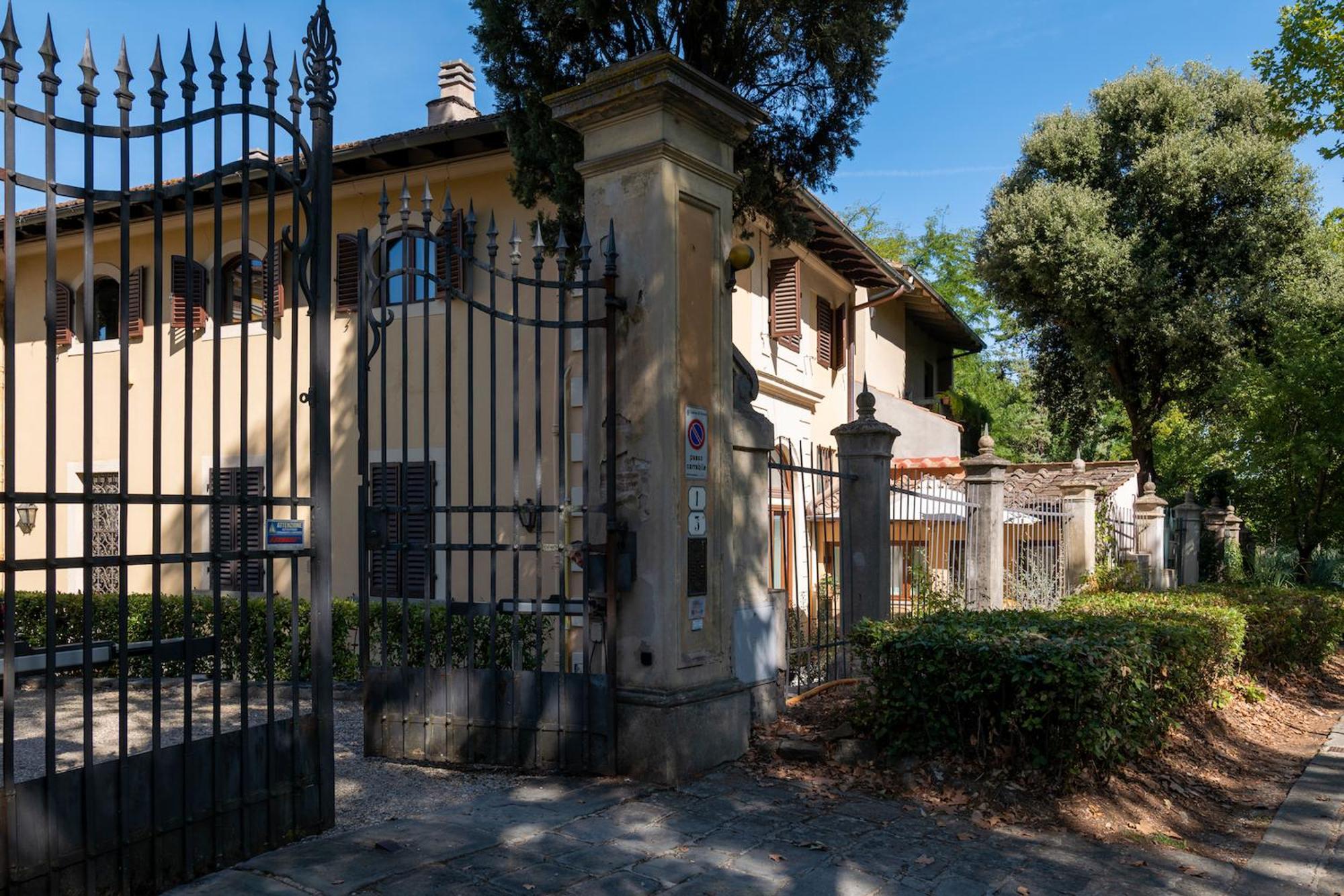 Machiavelli Apartment By Firenze Prestige Exterior photo